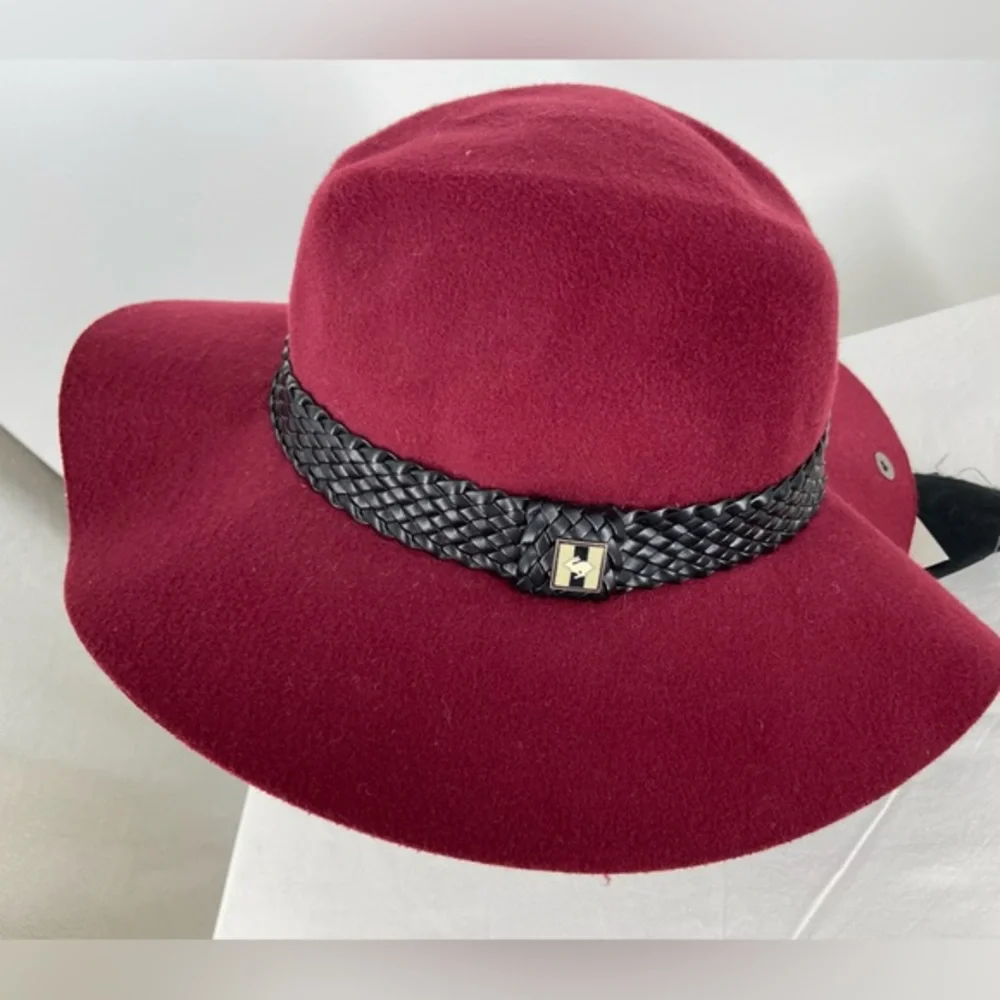 NWT, Peter Grimm‎ Burgundy Joni Felt Hat